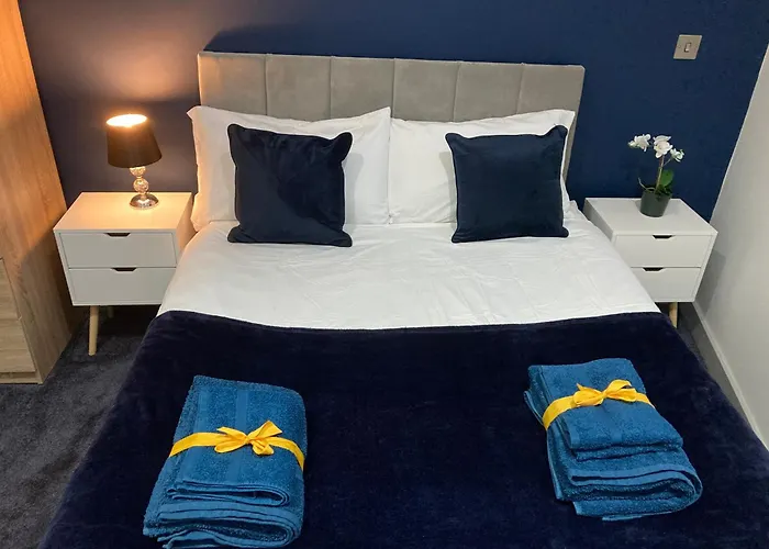 Central Doncaster 1Bed 1Bath Pent-Apartment