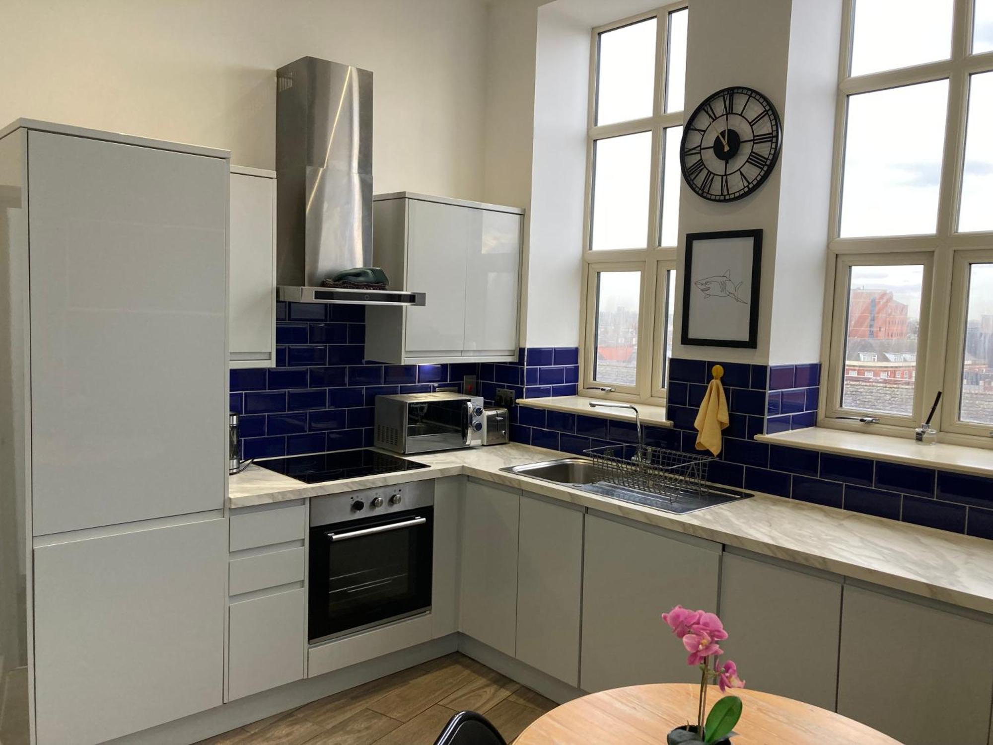 1bed 1bath Pent-apartment * Doncaster